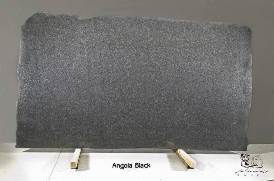 Angola Black (ГРАНИТ, 20, ANG011, Полировка, 1670, 3380, Слеб)